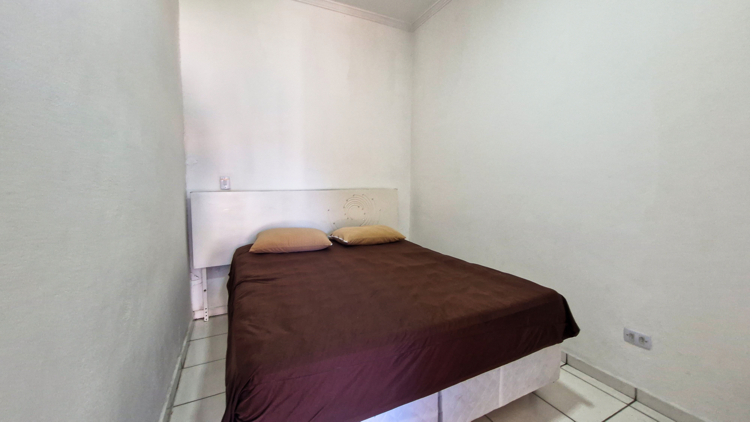 Casa a venda com 8 quartos | 415m² | Praia da Enseada
