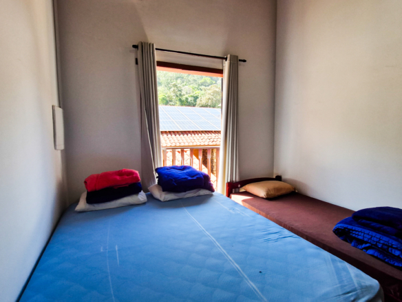 Casa a venda com 8 quartos | 415m² | Praia da Enseada