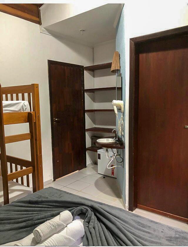 Pousada completa à venda em Maresias | 15 suítes