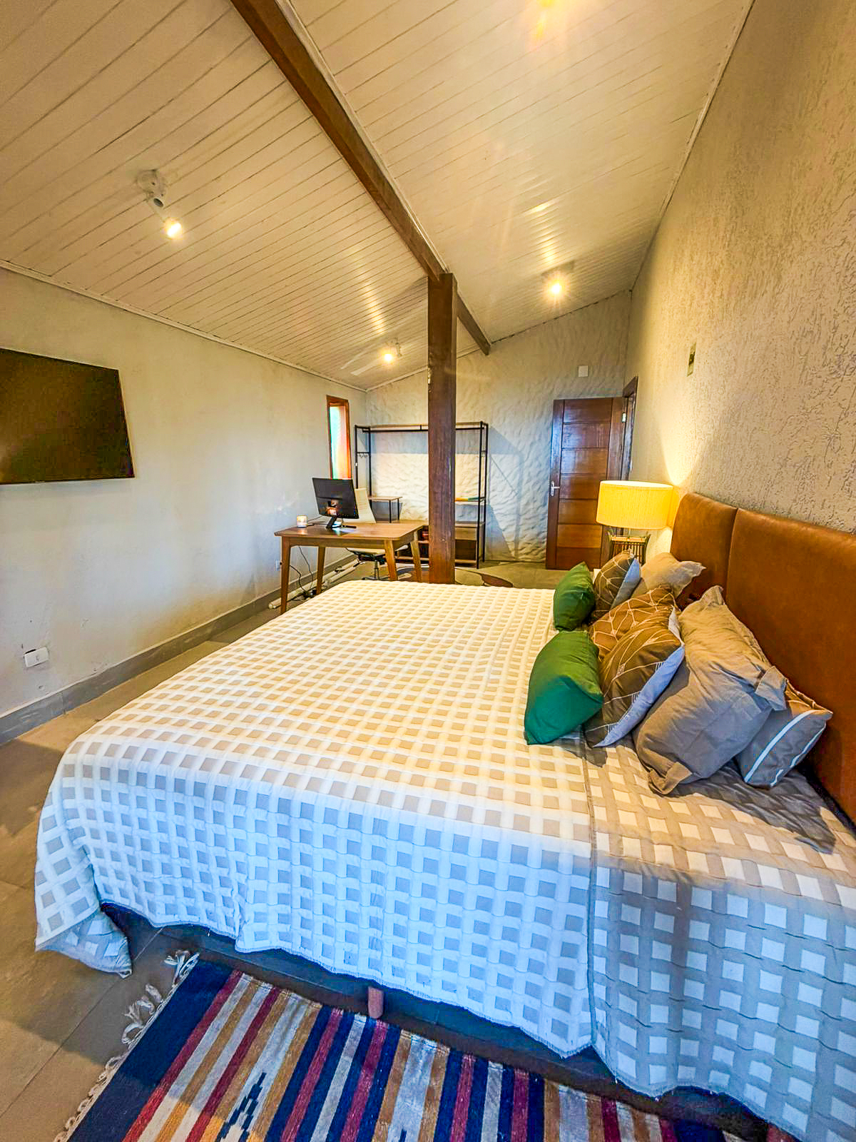Casa pé na areia a venda | 4 suítes | Praia do Sapê | Ubatuba