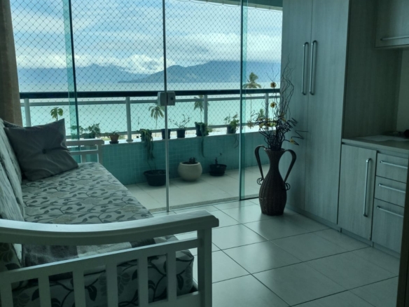 Apartamento Frente Mar à Venda | Sumaré | 4 dormitórios