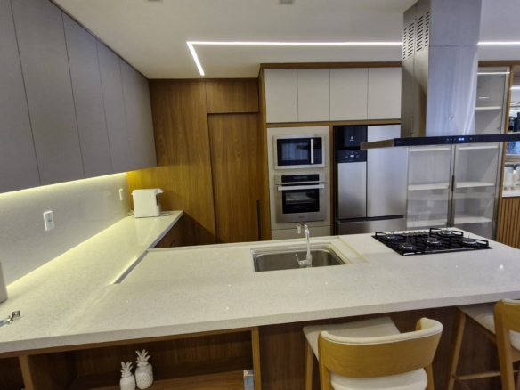 Apartamentos e Duplex à Beira-Mar a venda | Caraguatatuba