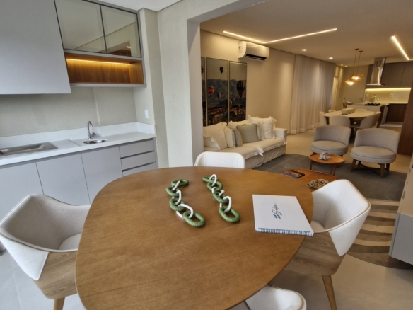 Apartamentos e Duplex à Beira-Mar a venda | Caraguatatuba