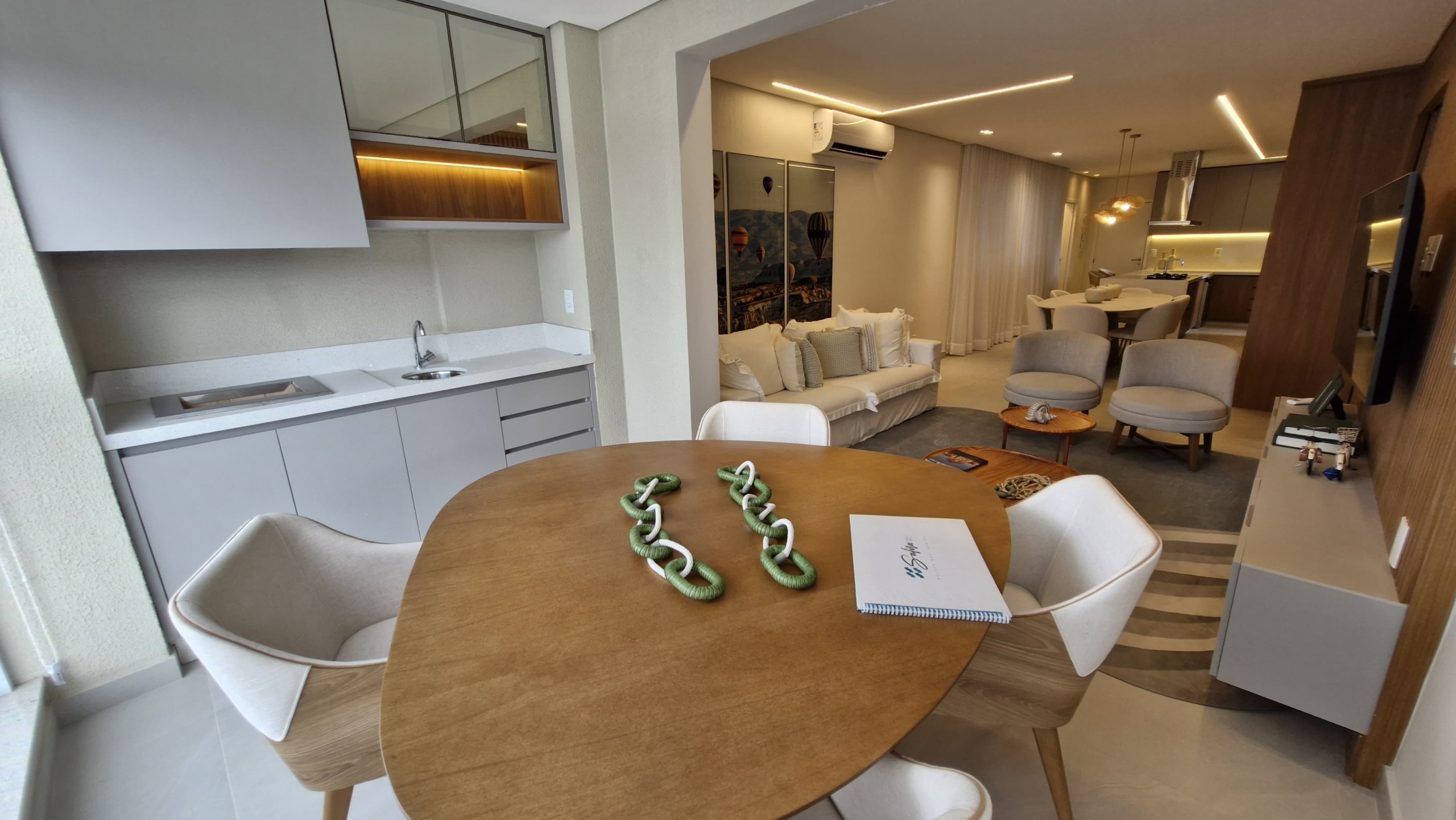 Apartamentos e Duplex à Beira-Mar a venda | Caraguatatuba
