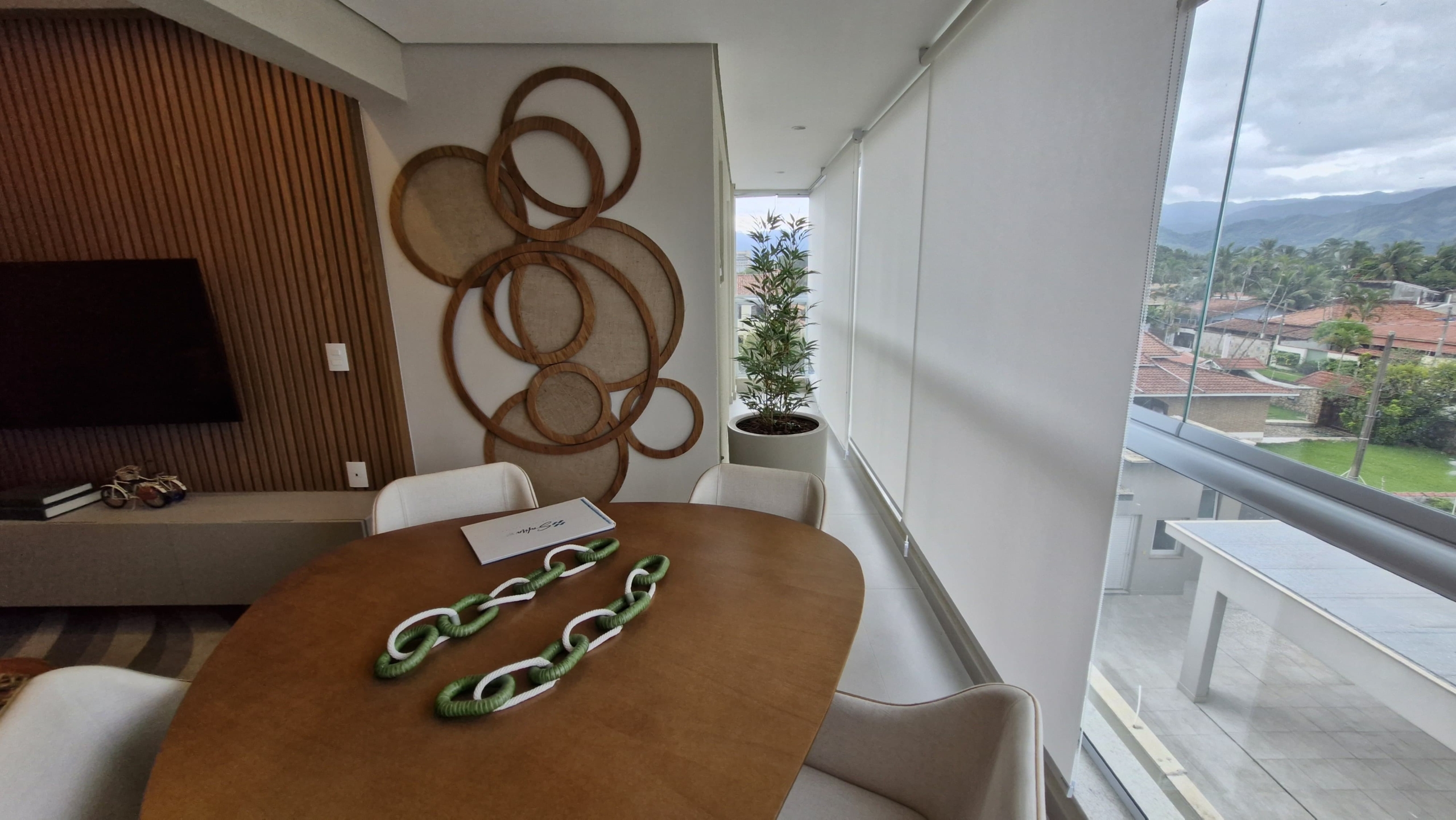 Apartamentos e Duplex à Beira-Mar a venda | Caraguatatuba