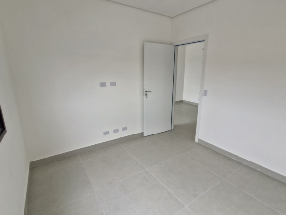 Apartamento a venda | 2 dormitórios | Jardim Aruan