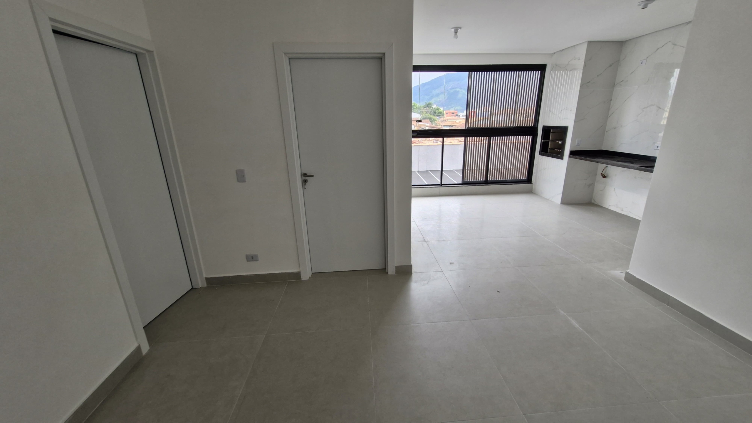 Apartamento a venda | 2 dormitórios | Jardim Aruan