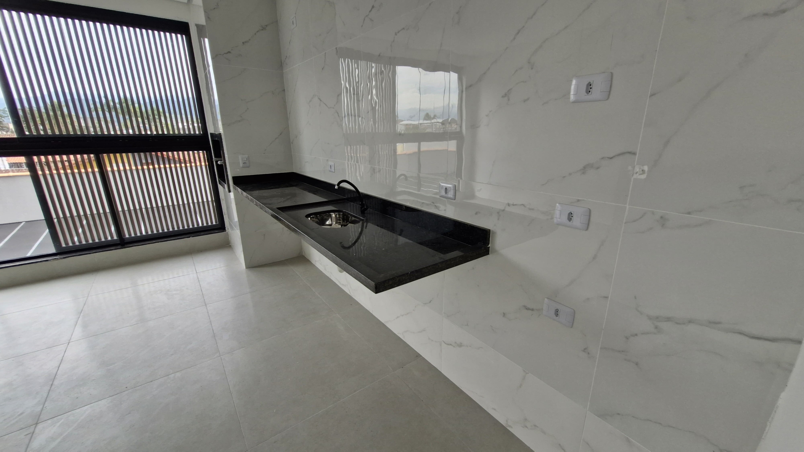 Apartamento a venda | 2 dormitórios | Jardim Aruan