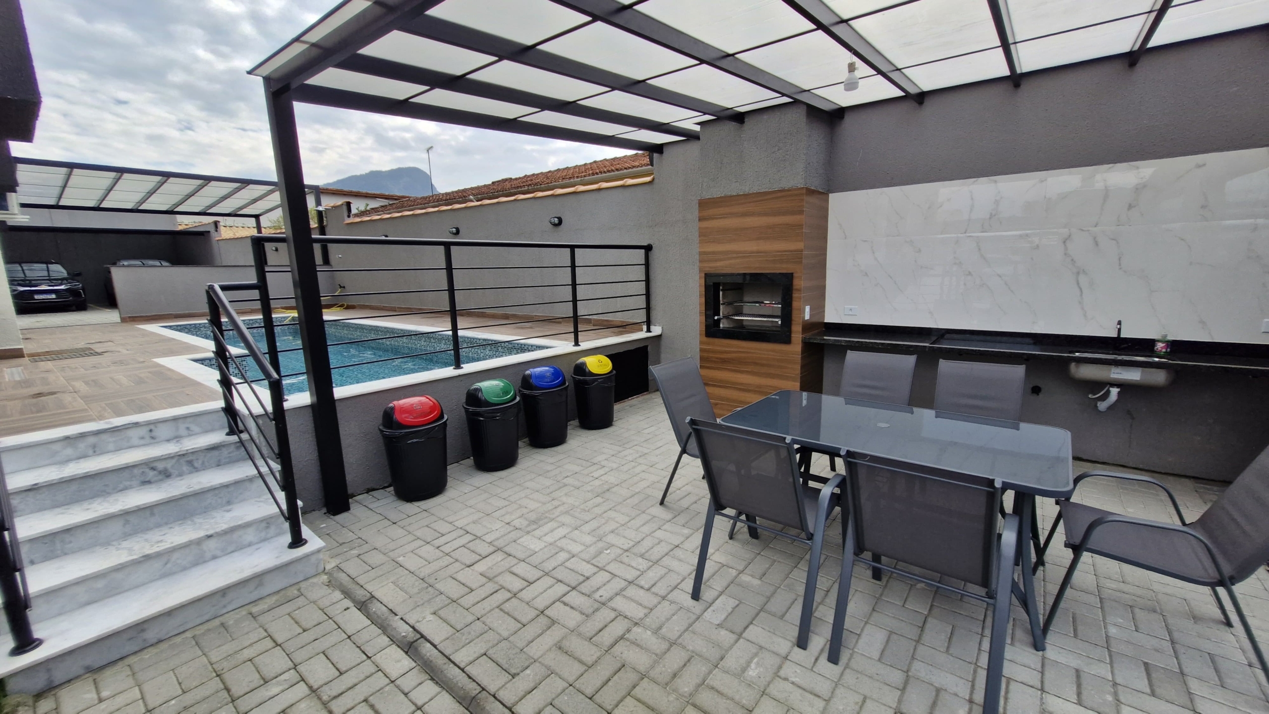 Apartamento a venda | 2 dormitórios | Jardim Aruan
