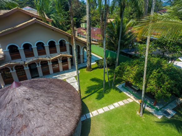 Casa de condomínio para temporada | Pé na areia | Praia Domingas Dias | Ubatuba