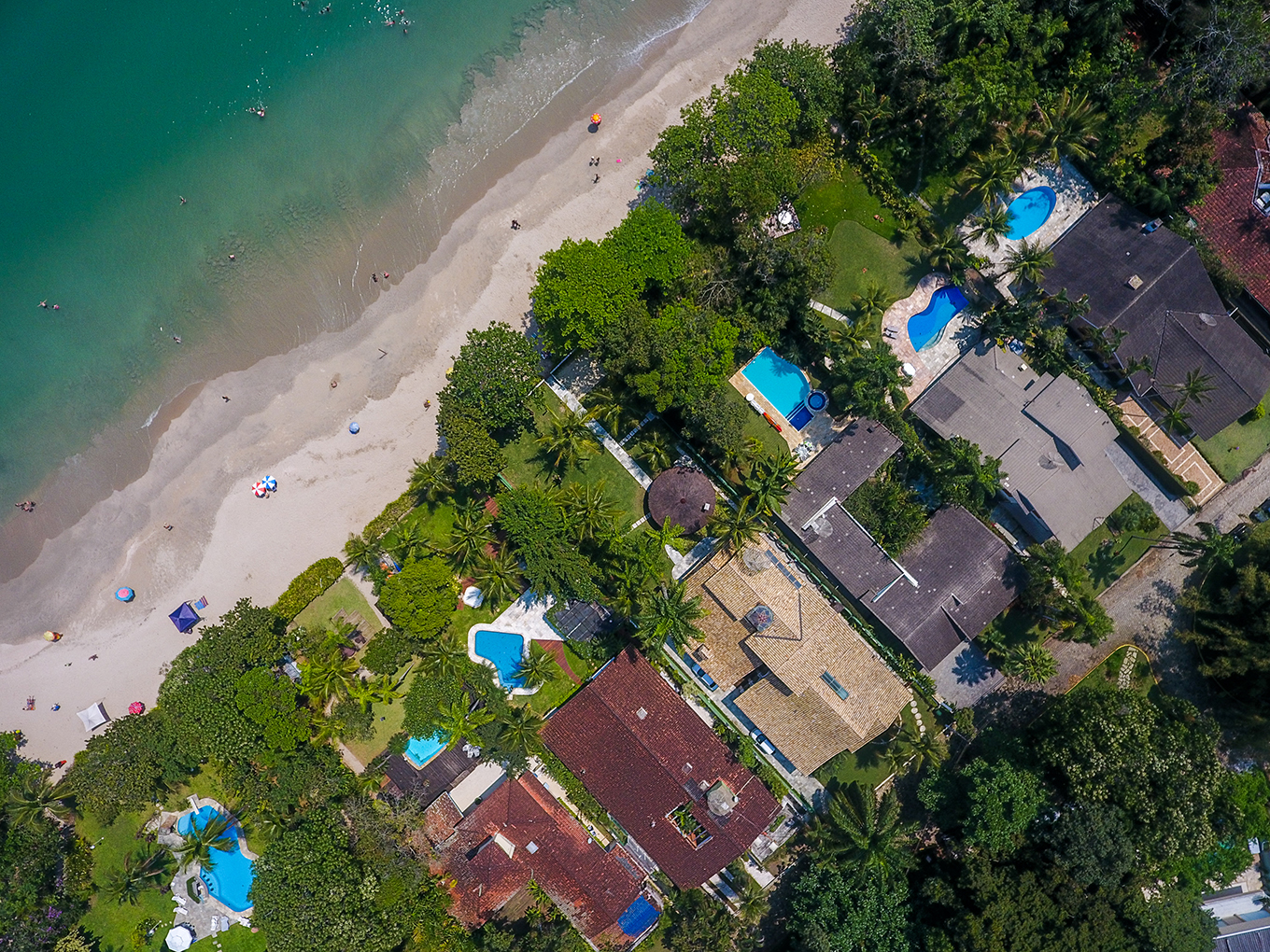 Casa de condomínio para temporada | Pé na areia | Praia Domingas Dias | Ubatuba