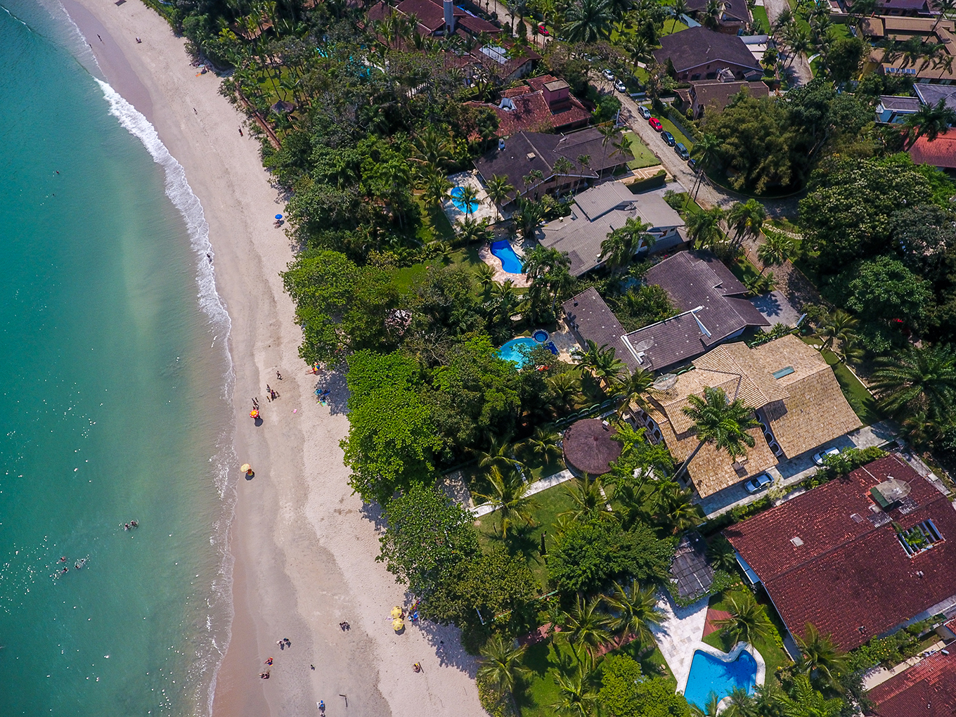 Casa de condomínio para temporada | Pé na areia | Praia Domingas Dias | Ubatuba