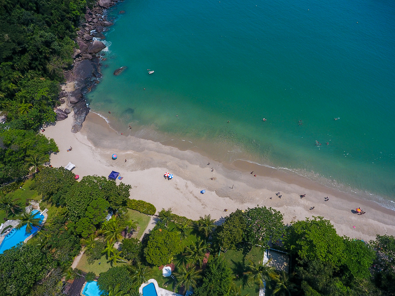 Casa de condomínio para temporada | Pé na areia | Praia Domingas Dias | Ubatuba