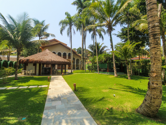 Casa de condomínio para temporada | Pé na areia | Praia Domingas Dias | Ubatuba