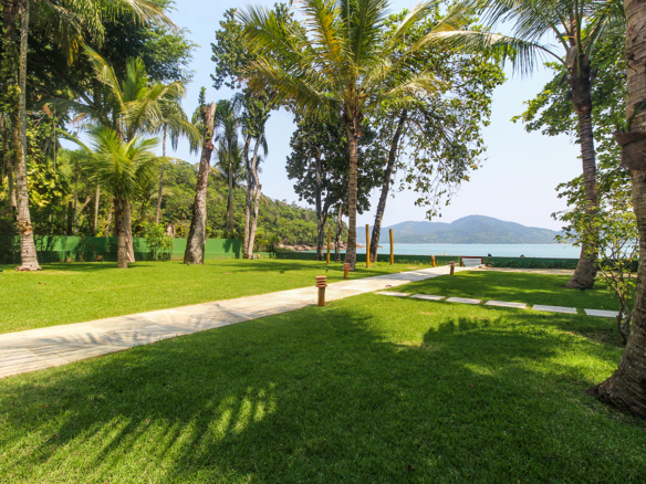 Casa de condomínio para temporada | Pé na areia | Praia Domingas Dias | Ubatuba