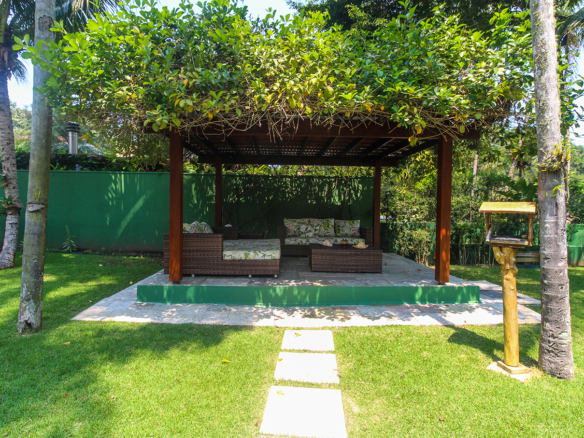 Casa de condomínio para temporada | Pé na areia | Praia Domingas Dias | Ubatuba
