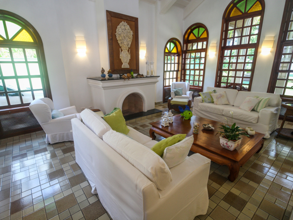 Casa de condomínio para temporada | Pé na areia | Praia Domingas Dias | Ubatuba