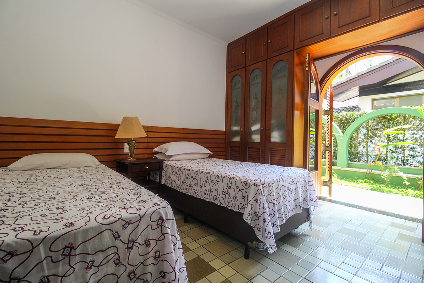 Casa de condomínio para temporada | Pé na areia | Praia Domingas Dias | Ubatuba