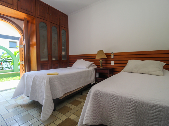 Casa de condomínio para temporada | Pé na areia | Praia Domingas Dias | Ubatuba