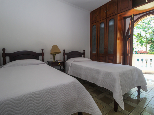 Casa de condomínio para temporada | Pé na areia | Praia Domingas Dias | Ubatuba