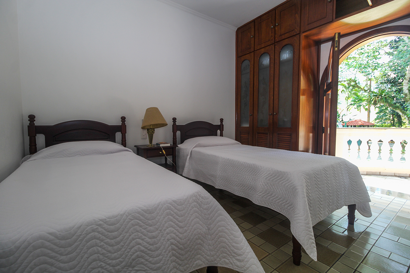 Casa de condomínio para temporada | Pé na areia | Praia Domingas Dias | Ubatuba