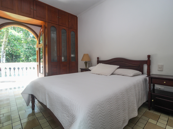 Casa de condomínio para temporada | Pé na areia | Praia Domingas Dias | Ubatuba