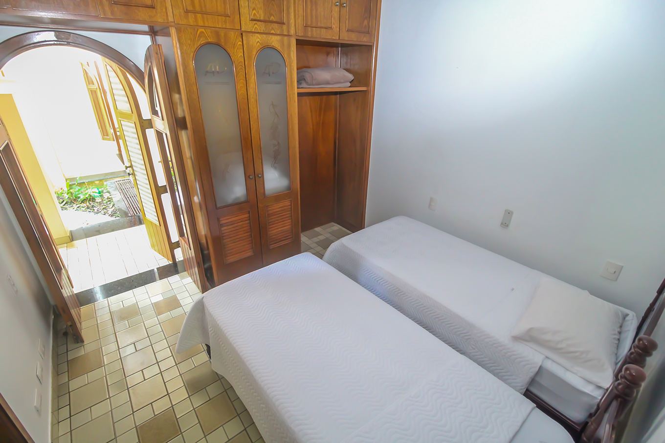 Casa de condomínio para temporada | Pé na areia | Praia Domingas Dias | Ubatuba