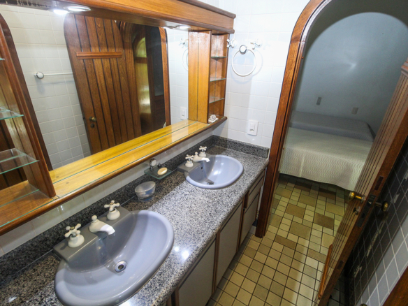 Casa de condomínio para temporada | Pé na areia | Praia Domingas Dias | Ubatuba