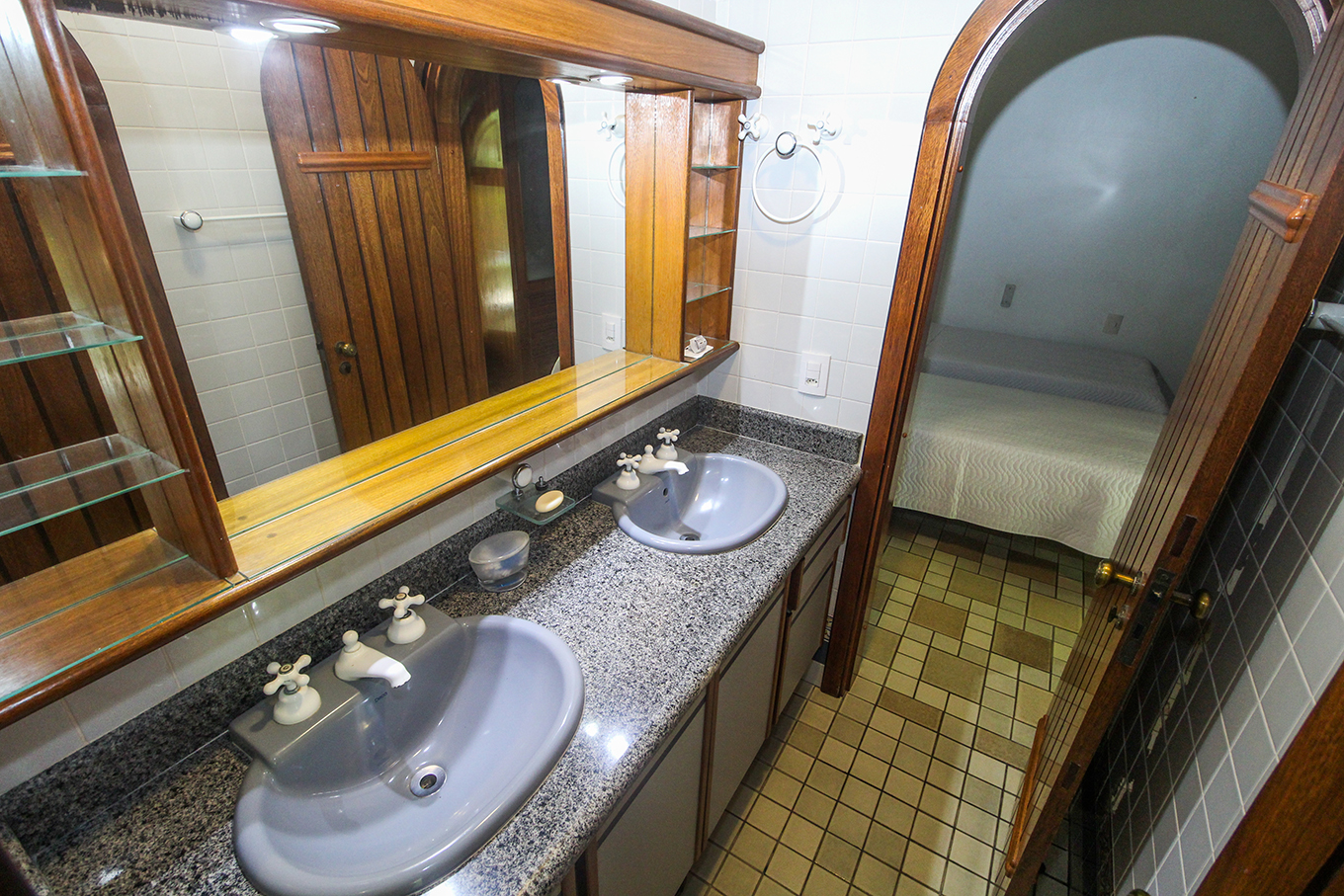 Casa de condomínio para temporada | Pé na areia | Praia Domingas Dias | Ubatuba