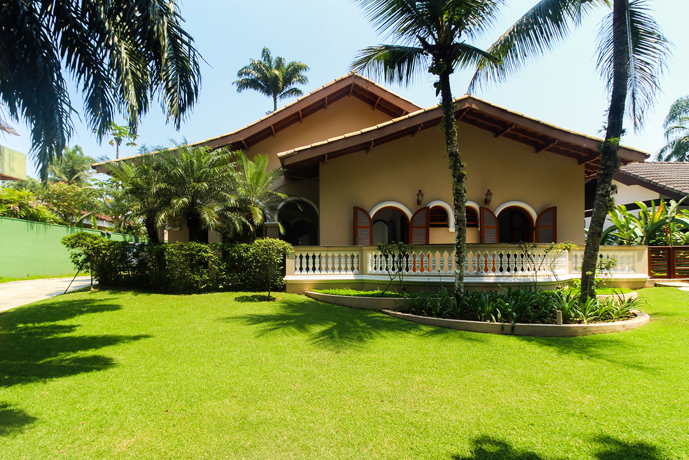 Casa de condomínio para temporada | Pé na areia | Praia Domingas Dias | Ubatuba