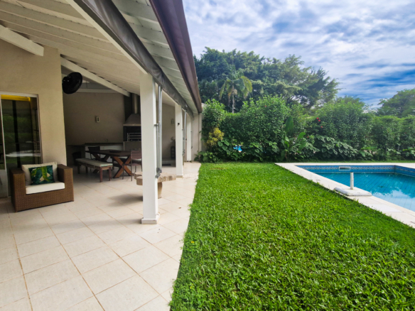 Casa no Condomínio Costa Verde Tabatinga com 5 quartos, na Praia de Tabatinga com 262 m²