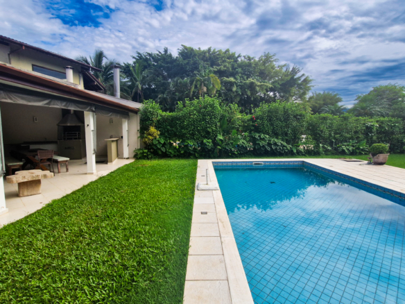 Casa no Condomínio Costa Verde Tabatinga com 5 quartos, na Praia de Tabatinga com 262 m²