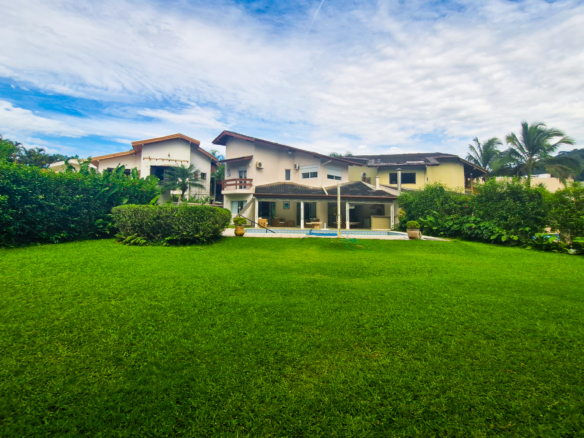 Casa no Condomínio Costa Verde Tabatinga com 5 quartos, na Praia de Tabatinga com 262 m²