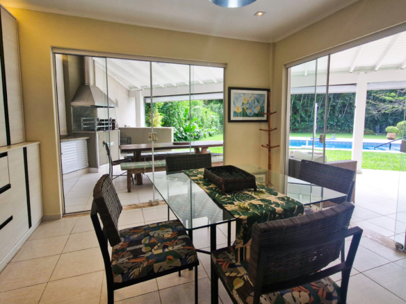 Casa no Condomínio Costa Verde Tabatinga com 5 quartos, na Praia de Tabatinga com 262 m²