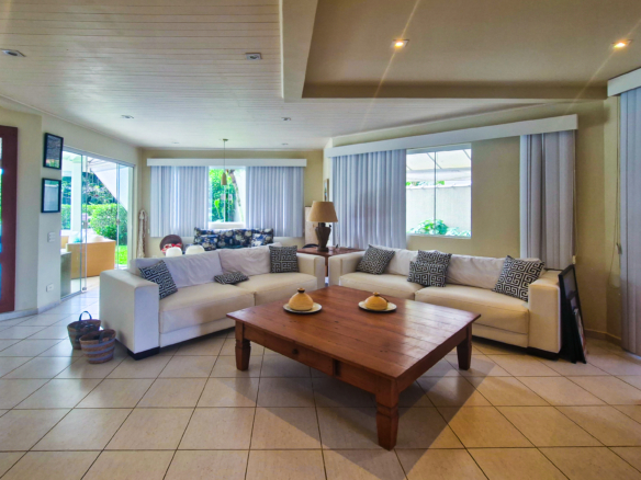 Casa no Condomínio Costa Verde Tabatinga com 5 quartos, na Praia de Tabatinga com 262 m²