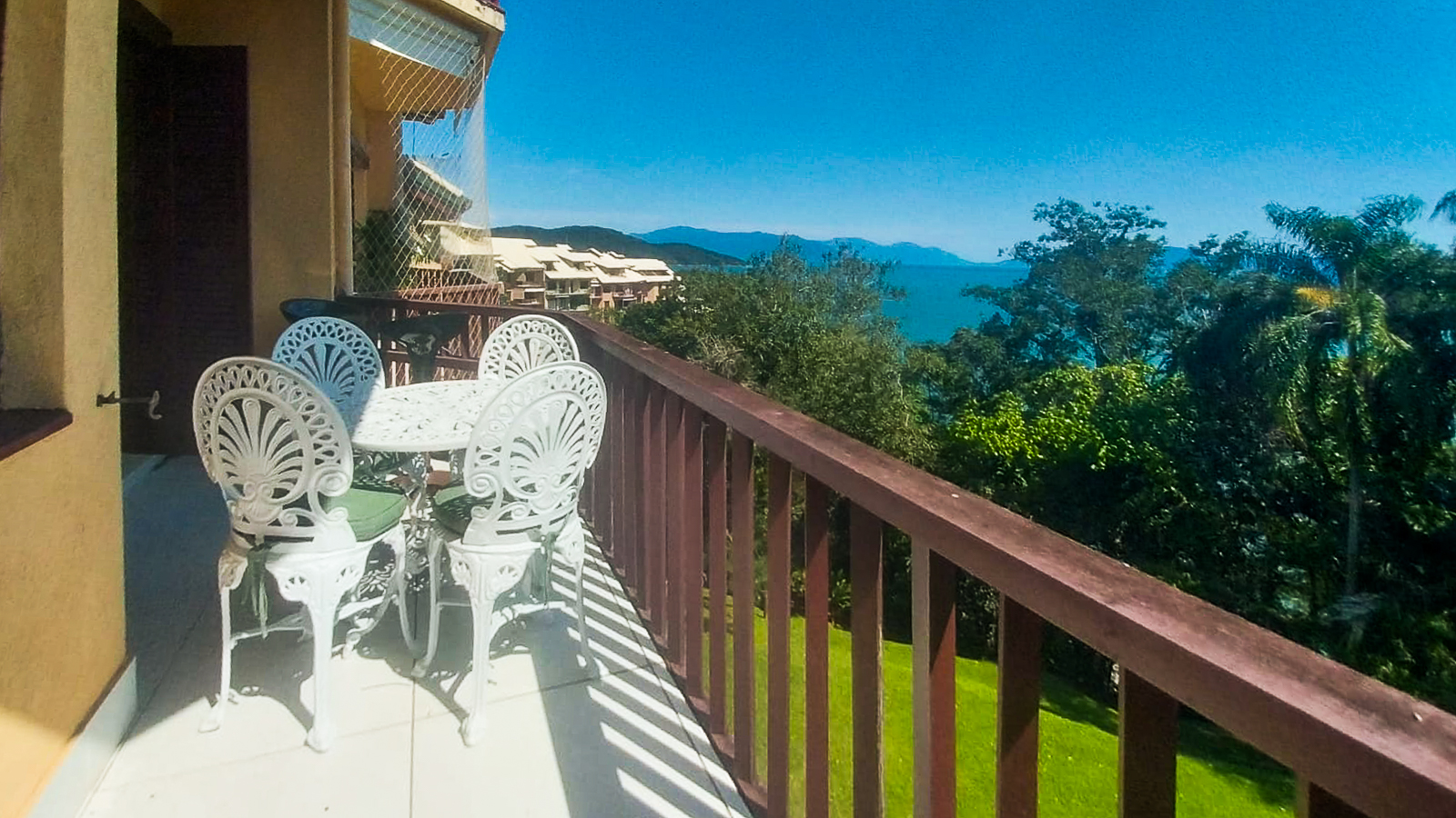 Apartamento no Condomínio Costa Verde Tabatinga, As Gaivotas com 1 quarto, na Praia de Tabatinga com 61m²