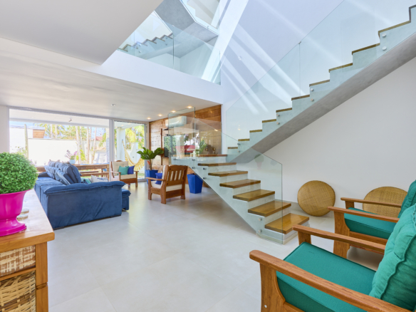 Casa alto padrão com 5 quartos – Lagoinha – Ubatuba/SP