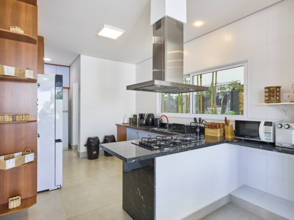 Casa alto padrão com 5 quartos – Lagoinha – Ubatuba/SP