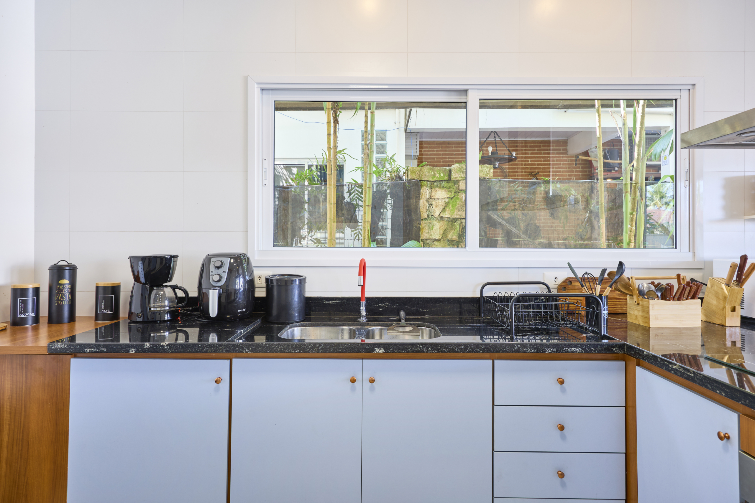 Casa alto padrão com 5 quartos – Lagoinha – Ubatuba/SP