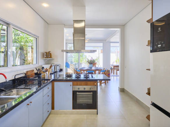 Casa alto padrão com 5 quartos – Lagoinha – Ubatuba/SP