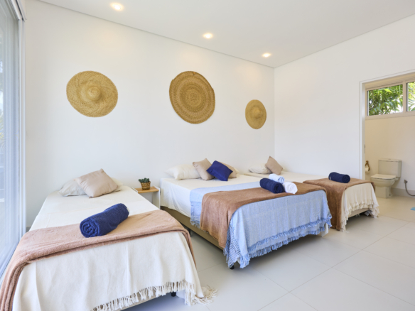 Casa alto padrão com 5 quartos – Lagoinha – Ubatuba/SP