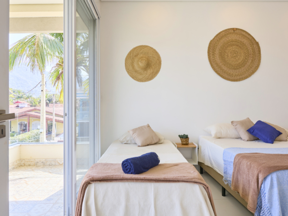 Casa alto padrão com 5 quartos – Lagoinha – Ubatuba/SP