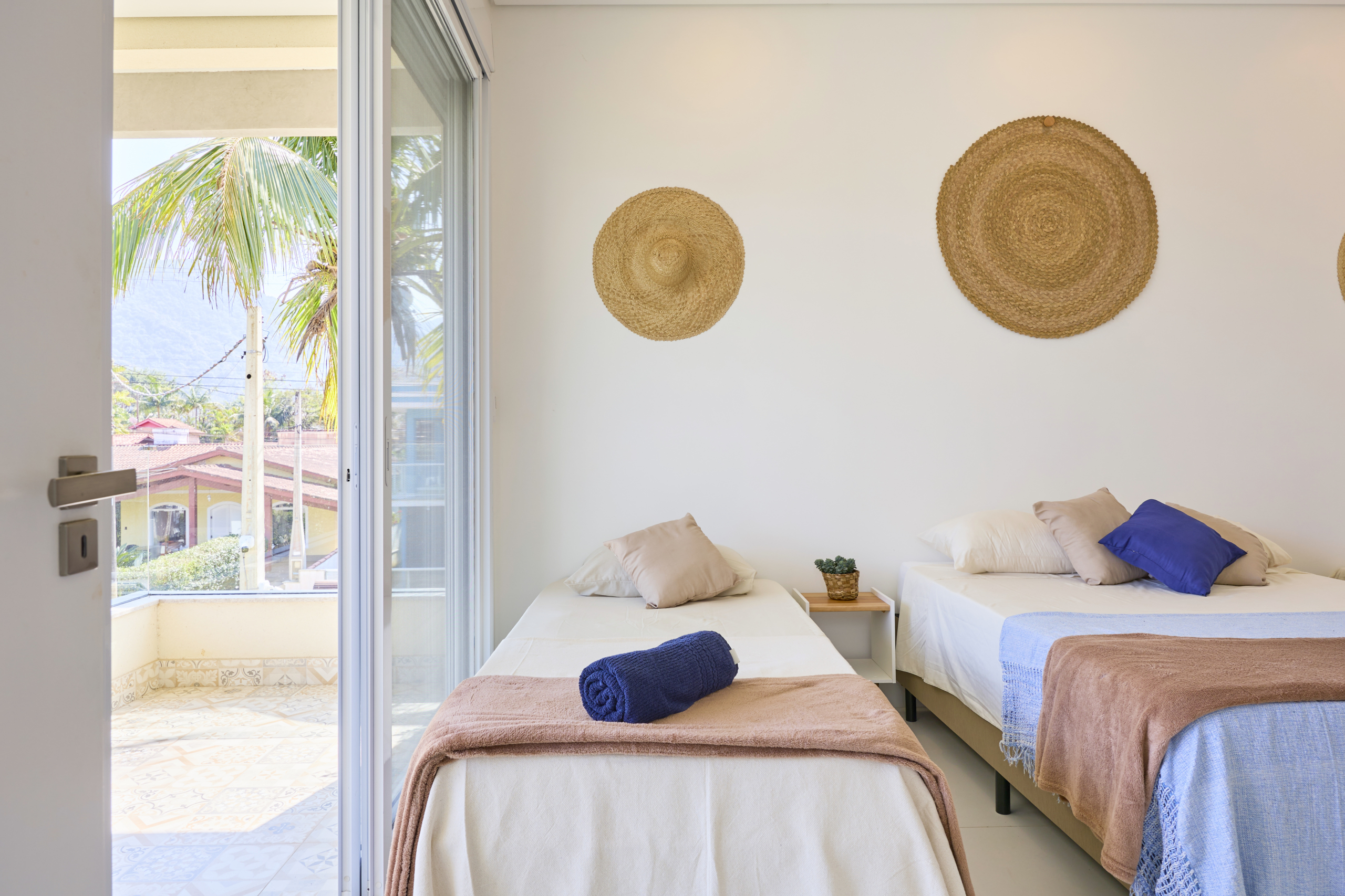 Casa alto padrão com 5 quartos – Lagoinha – Ubatuba/SP