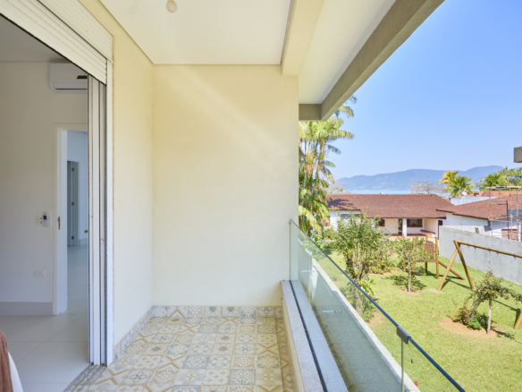 Casa alto padrão com 5 quartos – Lagoinha – Ubatuba/SP
