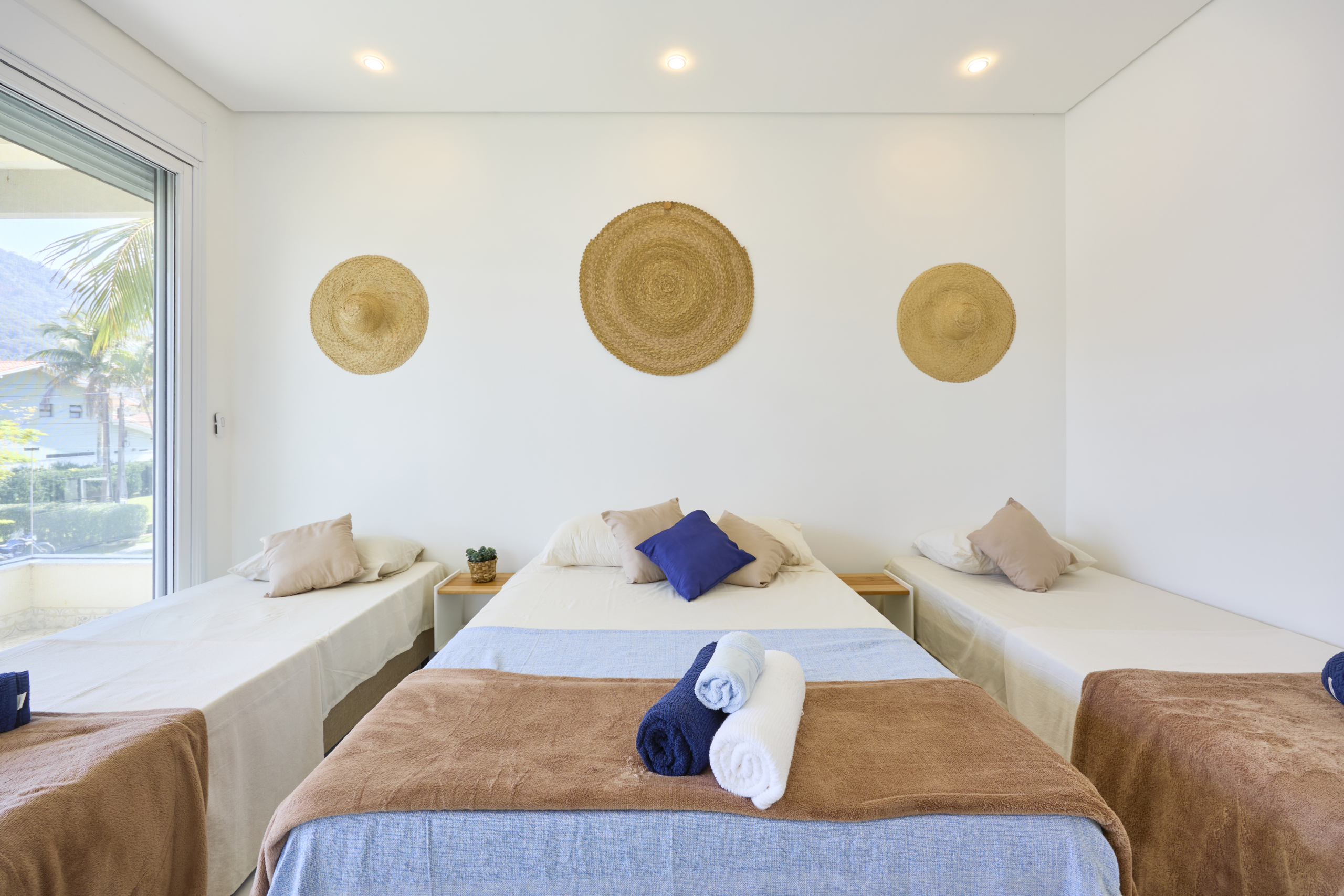 Casa alto padrão com 5 quartos – Lagoinha – Ubatuba/SP