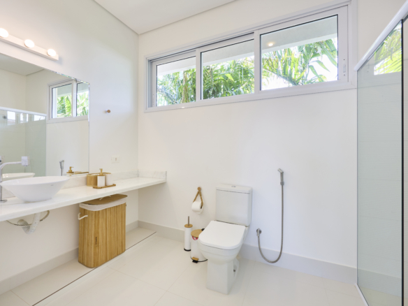 Casa alto padrão com 5 quartos – Lagoinha – Ubatuba/SP