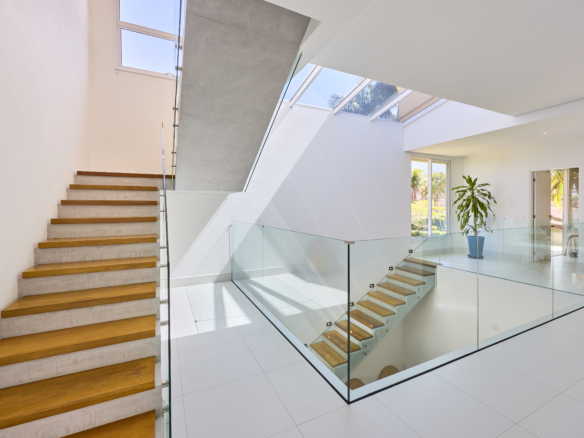 Casa alto padrão com 5 quartos – Lagoinha – Ubatuba/SP