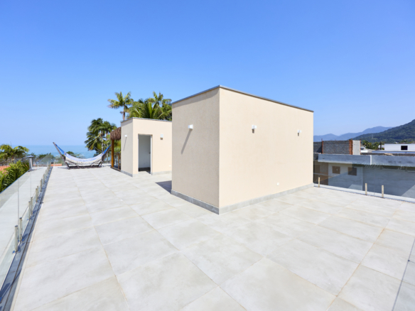 Casa alto padrão com 5 quartos – Lagoinha – Ubatuba/SP