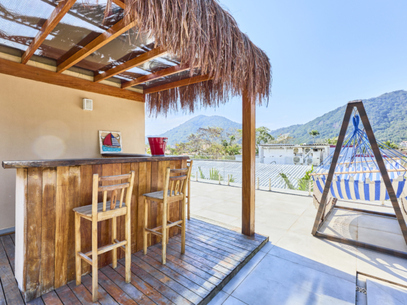Casa alto padrão com 5 quartos – Lagoinha – Ubatuba/SP