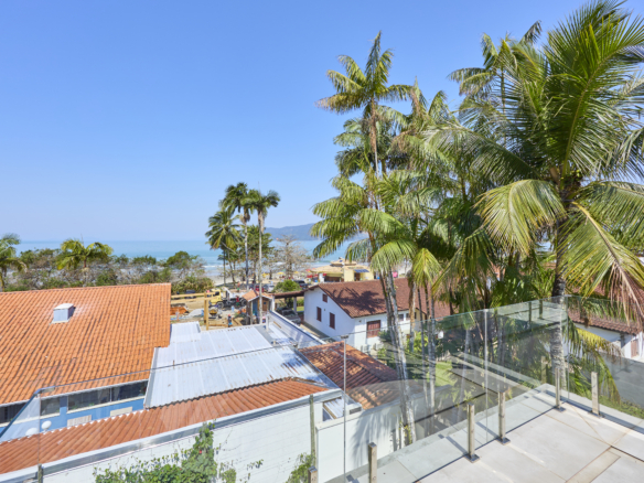 Casa alto padrão com 5 quartos – Lagoinha – Ubatuba/SP